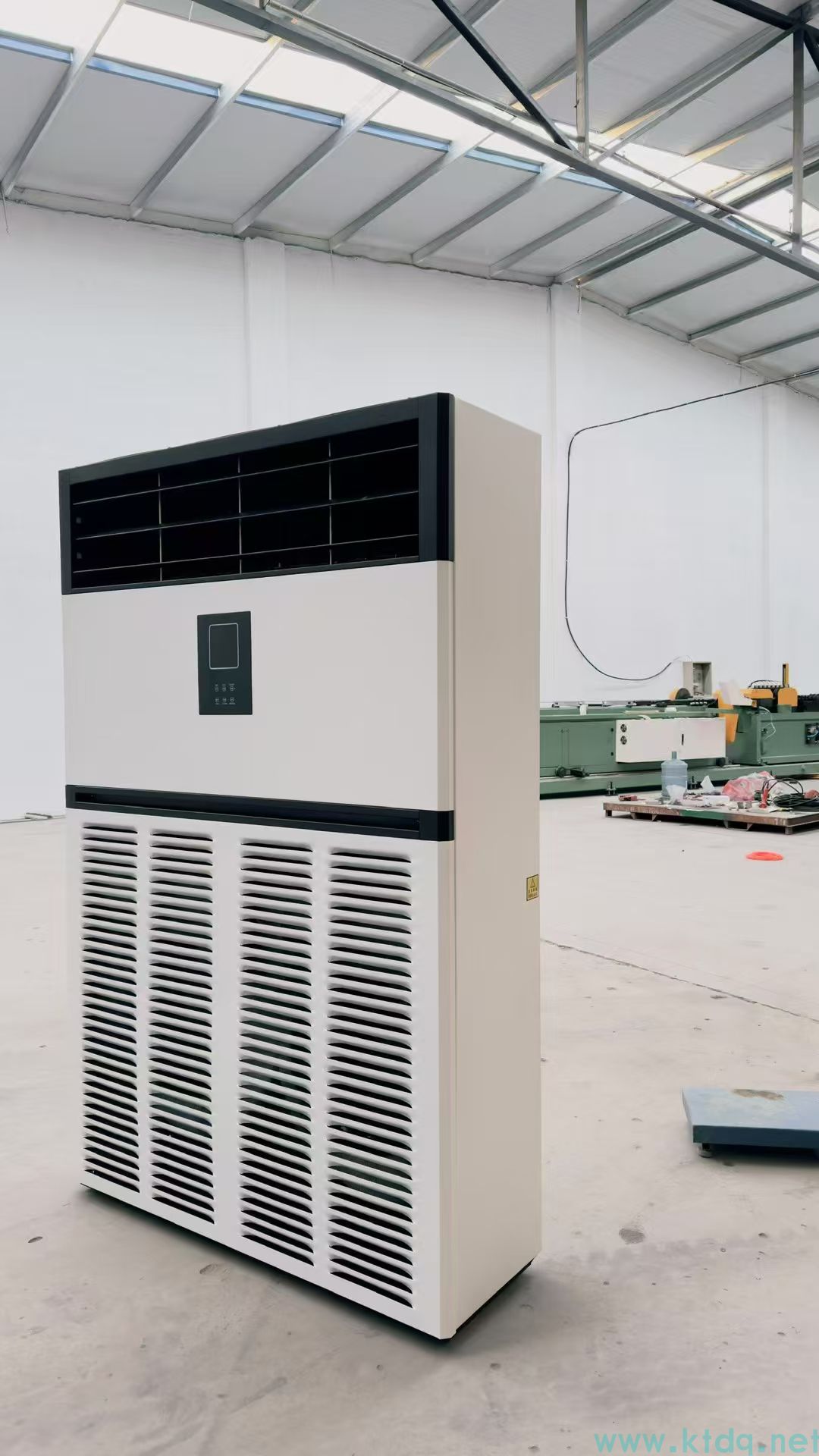 厂家供应大型10匹商用水空调 冷暖两用水冷空调井水柜机(图2)